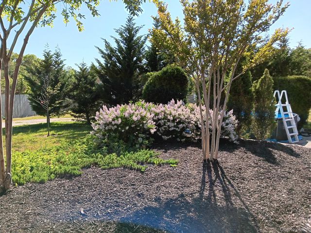 1072 Connetquot Avenue, Central Islip, NY 11722