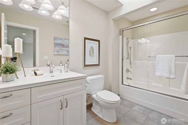 6550 125th Avenue NE, Kirkland, WA 98033