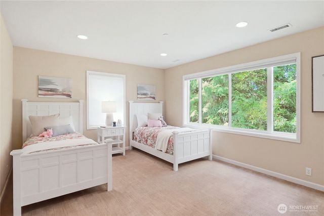 6550 125th Avenue NE, Kirkland, WA 98033