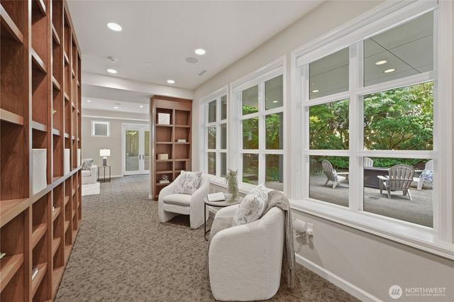 6550 125th Avenue NE, Kirkland, WA 98033