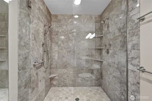 6550 125th Avenue NE, Kirkland, WA 98033
