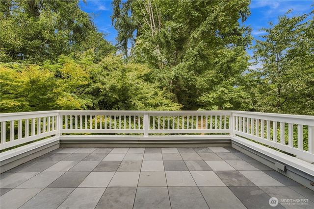 6550 125th Avenue NE, Kirkland, WA 98033