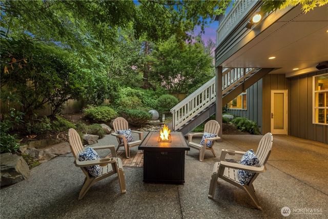6550 125th Avenue NE, Kirkland, WA 98033