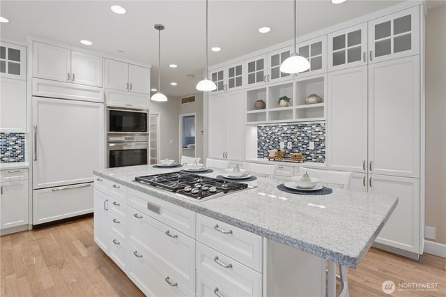 6550 125th Avenue NE, Kirkland, WA 98033