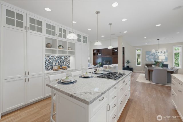 6550 125th Avenue NE, Kirkland, WA 98033