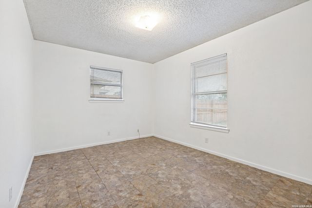 122 Surrels, San Antonio, TX 78228