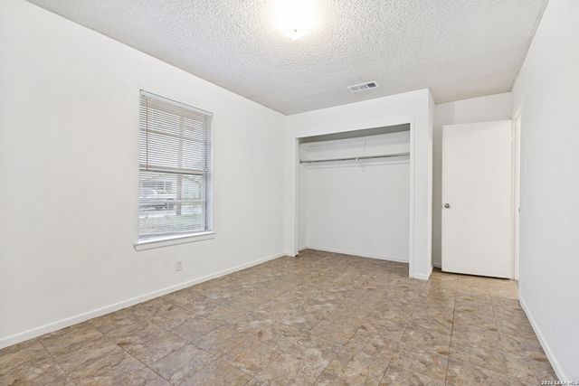 122 Surrels, San Antonio, TX 78228