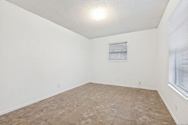 122 Surrels, San Antonio, TX 78228