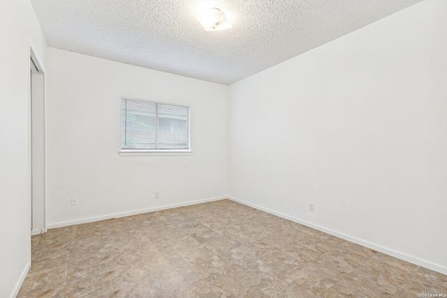 122 Surrels, San Antonio, TX 78228