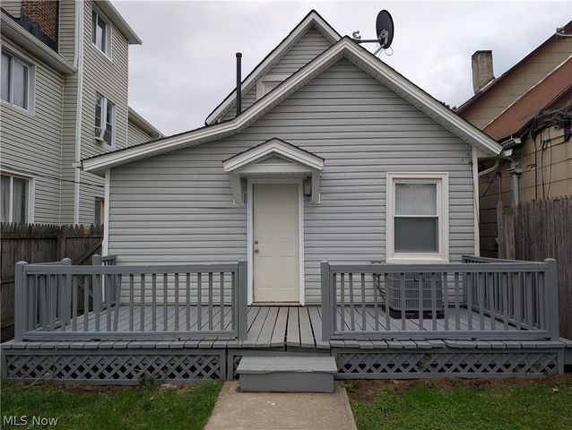 3125 W 70th Street, Cleveland, OH 44102