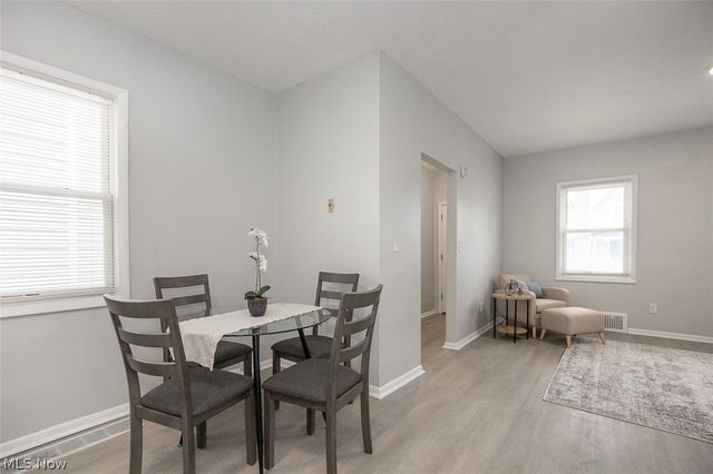 3125 W 70th Street, Cleveland, OH 44102