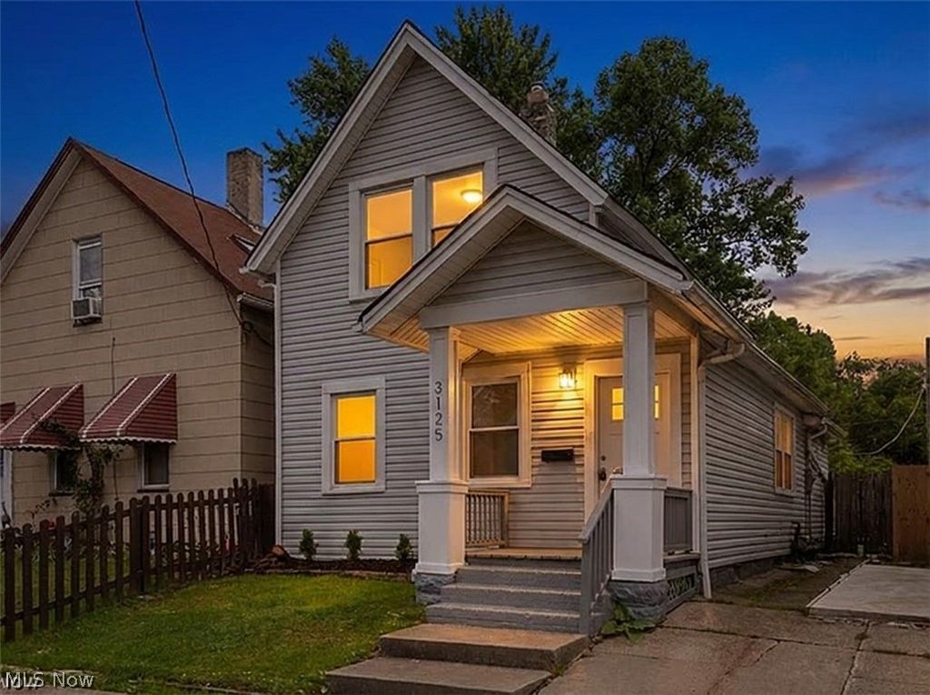 3125 W 70th Street, Cleveland, OH 44102