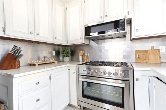 39820 Lakeview Drive, Big Bear, CA 92315