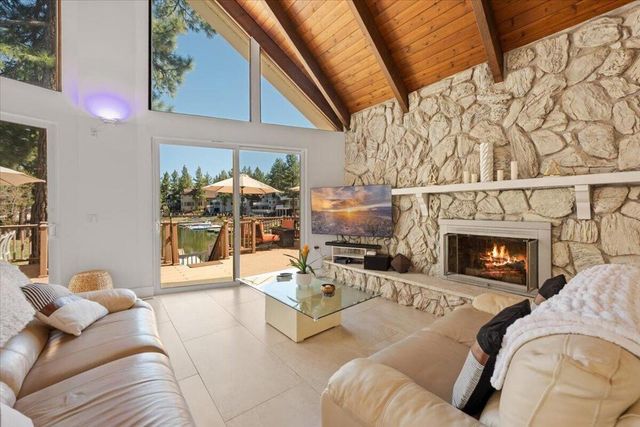 39820 Lakeview Drive, Big Bear, CA 92315