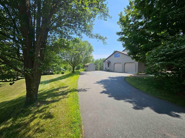 179 Hillwinds North, Brattleboro, VT 05301