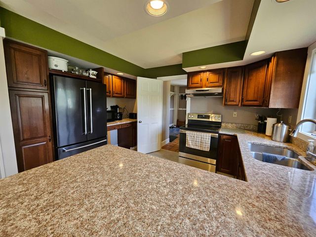 179 Hillwinds North, Brattleboro, VT 05301