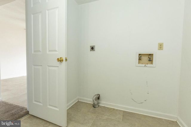 160 STADIUM CIR, Inwood, WV 25428