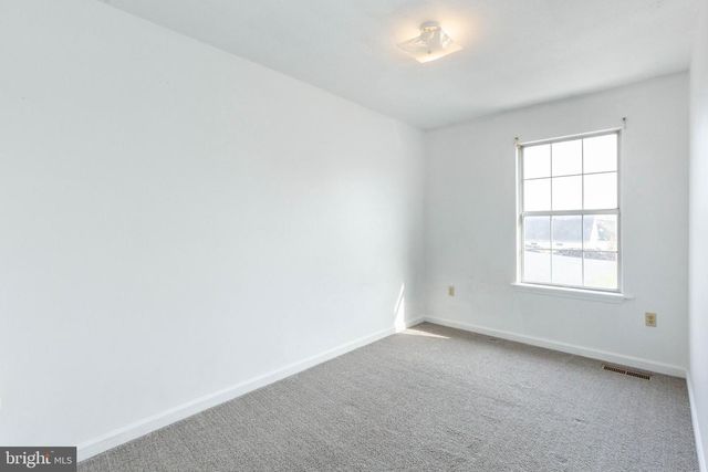 160 STADIUM CIR, Inwood, WV 25428