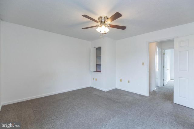 160 STADIUM CIR, Inwood, WV 25428