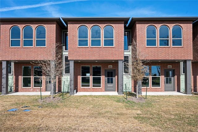 100 33rd W, Bryan, TX 77803