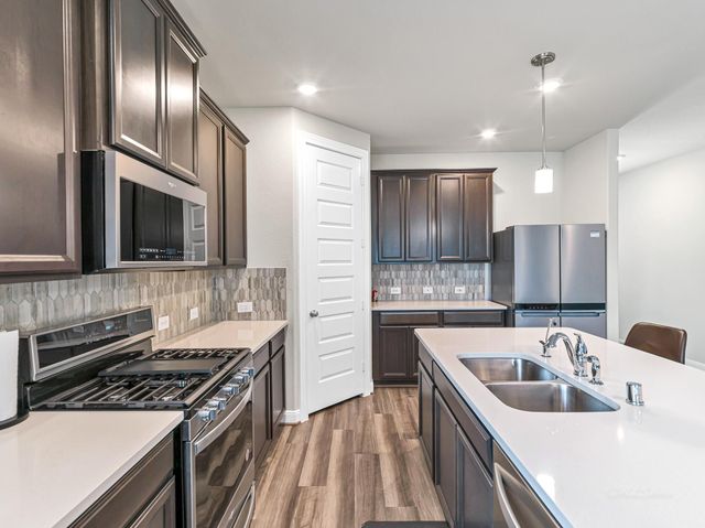 8919 Orchid Valley Way, Cypress, TX 77433