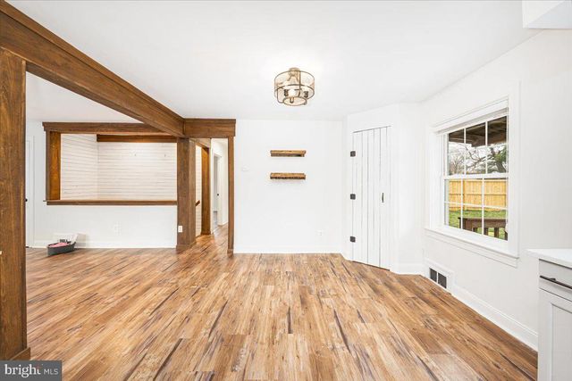 18436 WOODSIDE DR, Hagerstown, MD 21740