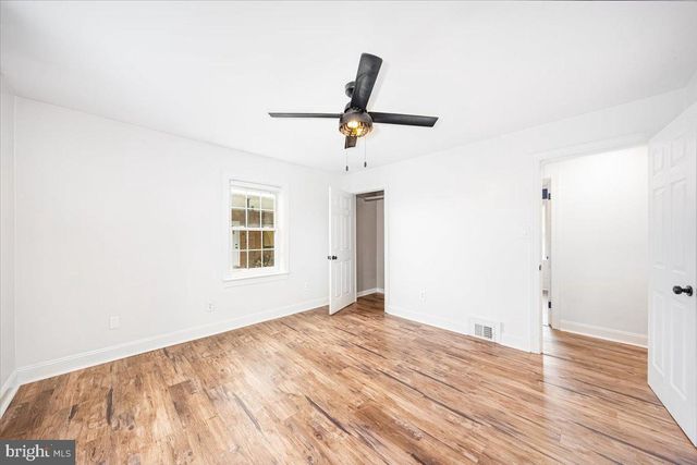 18436 WOODSIDE DR, Hagerstown, MD 21740