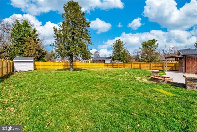 18436 WOODSIDE DR, Hagerstown, MD 21740