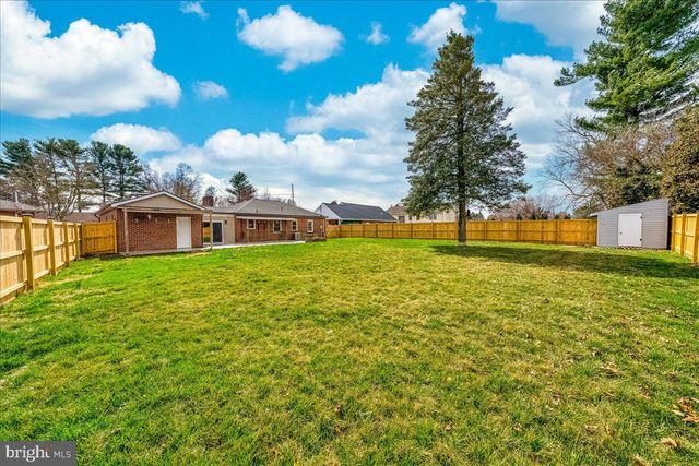 18436 WOODSIDE DR, Hagerstown, MD 21740