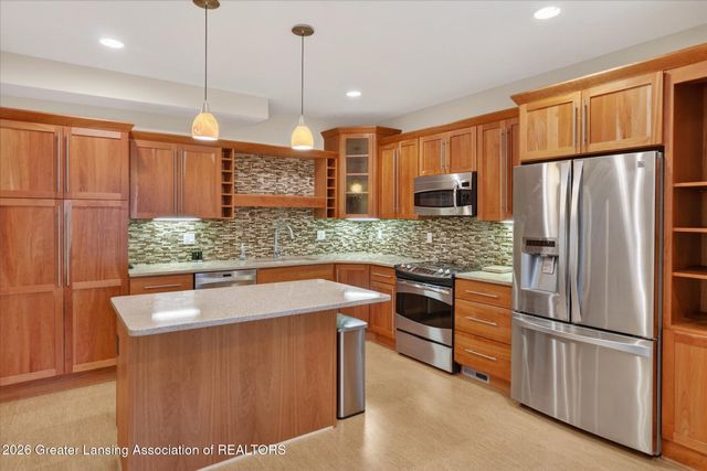 6031 Marietta Way, East Lansing, MI 48823