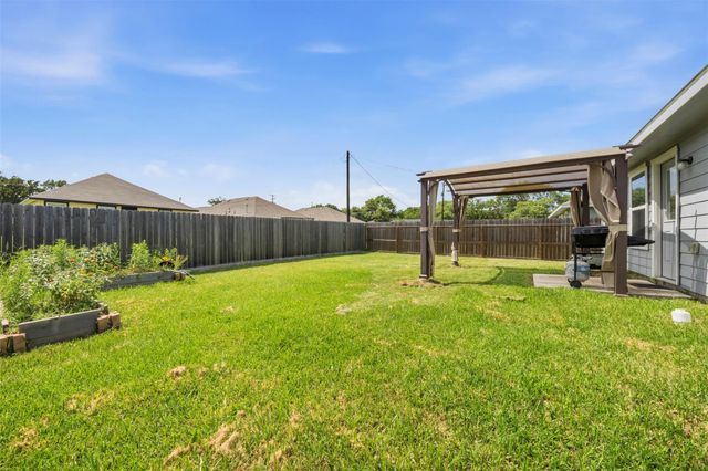 1523 22nd Street, Hempstead, TX 77445