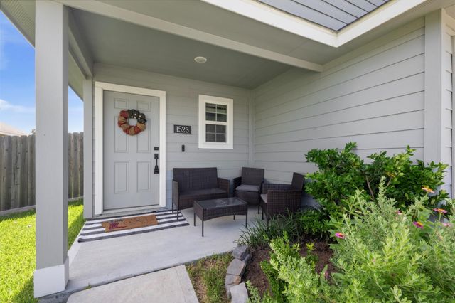 1523 22nd Street, Hempstead, TX 77445