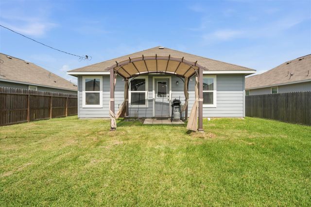 1523 22nd Street, Hempstead, TX 77445