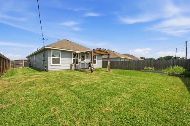 1523 22nd Street, Hempstead, TX 77445