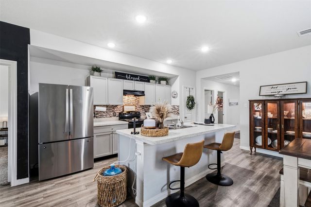 1523 22nd Street, Hempstead, TX 77445