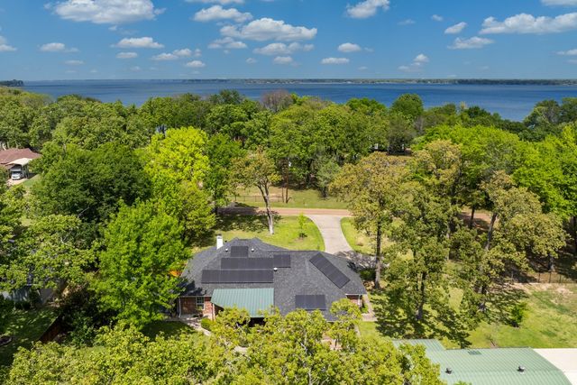 108 Forehand Drive, Trinidad, TX 75163