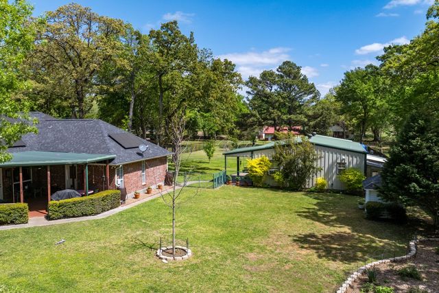 108 Forehand Drive, Trinidad, TX 75163