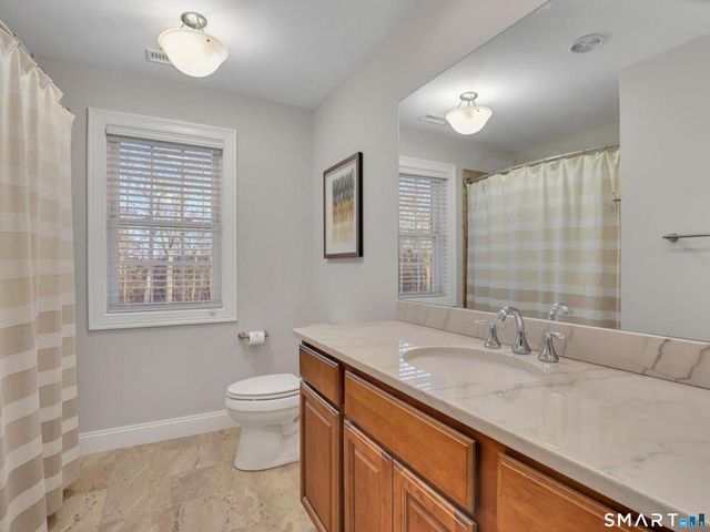 7 Jet Brook Road, Newtown, CT 06470