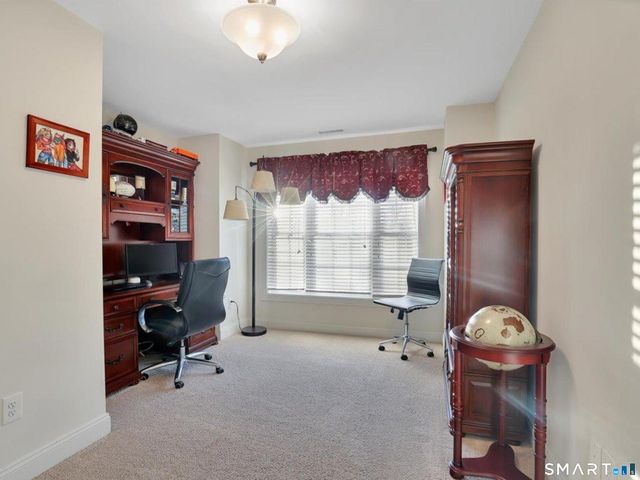 7 Jet Brook Road, Newtown, CT 06470