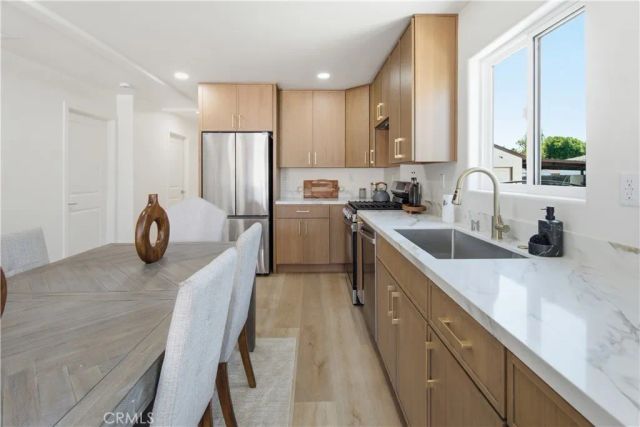 1558 W 214th Street, Torrance, CA 90501