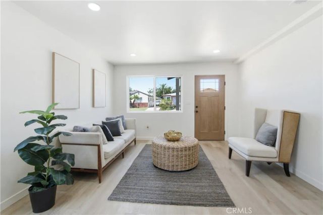1558 W 214th Street, Torrance, CA 90501