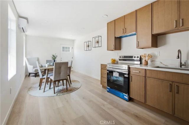 1558 W 214th Street, Torrance, CA 90501