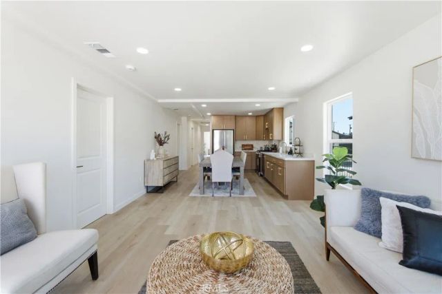 1558 W 214th Street, Torrance, CA 90501