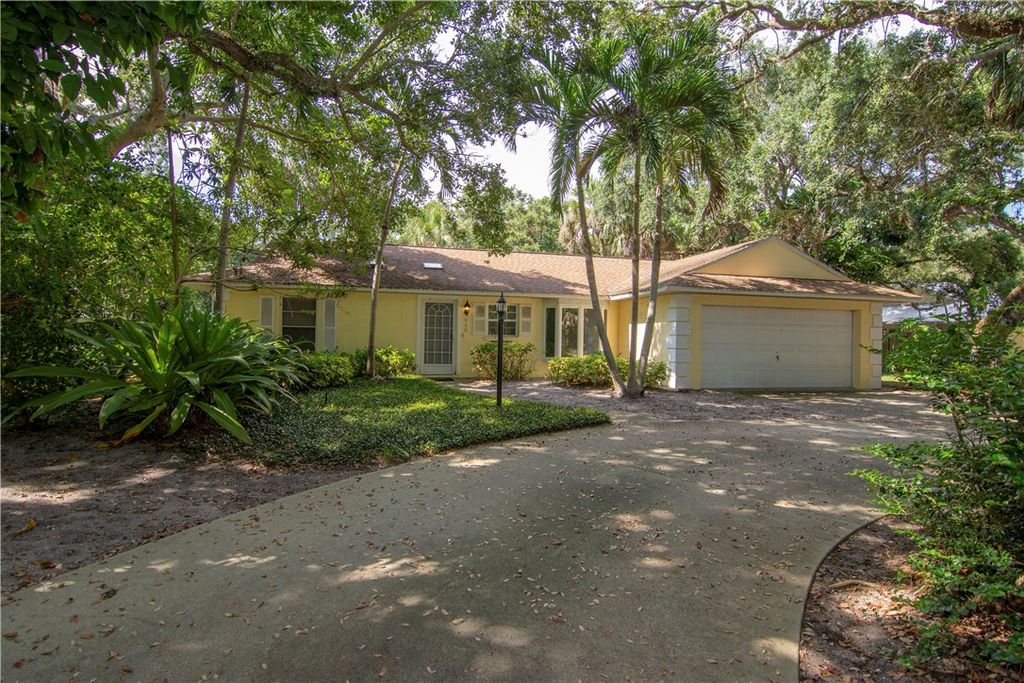 915 Marigold Lane, Vero Beach, FL 32963