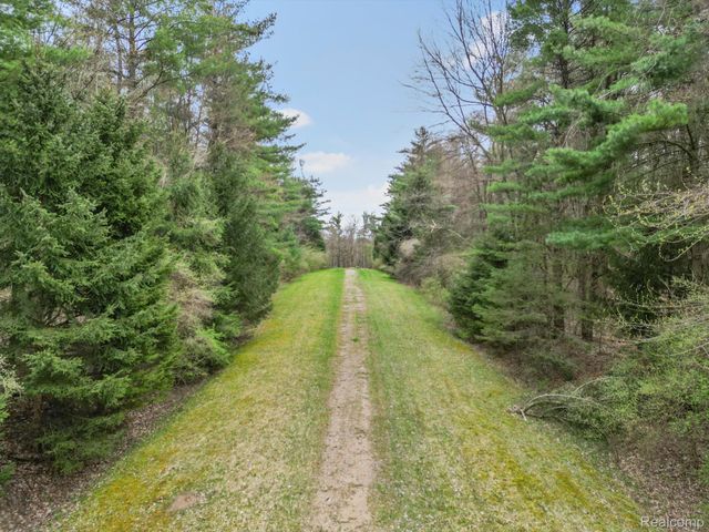 2.02 Acres VL - KNIGHTS BRIDGE Road, Addison Township, MI 48367