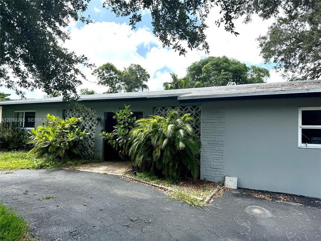 4116 Taft Street, Hollywood, FL 33021