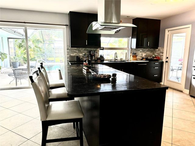 4116 Taft Street, Hollywood, FL 33021