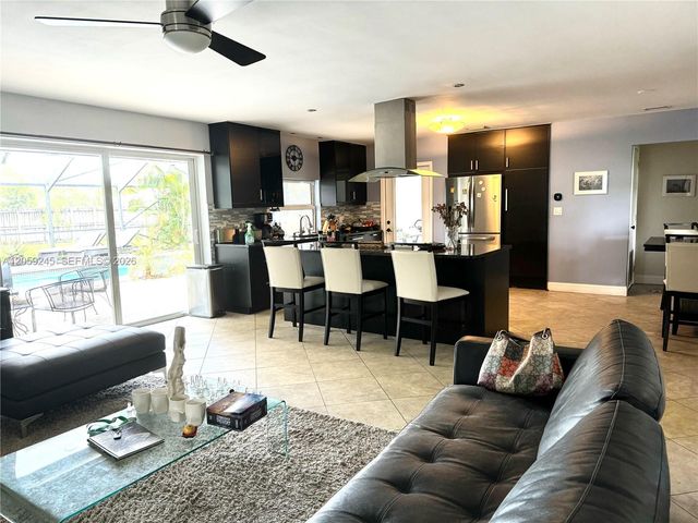 4116 Taft Street, Hollywood, FL 33021