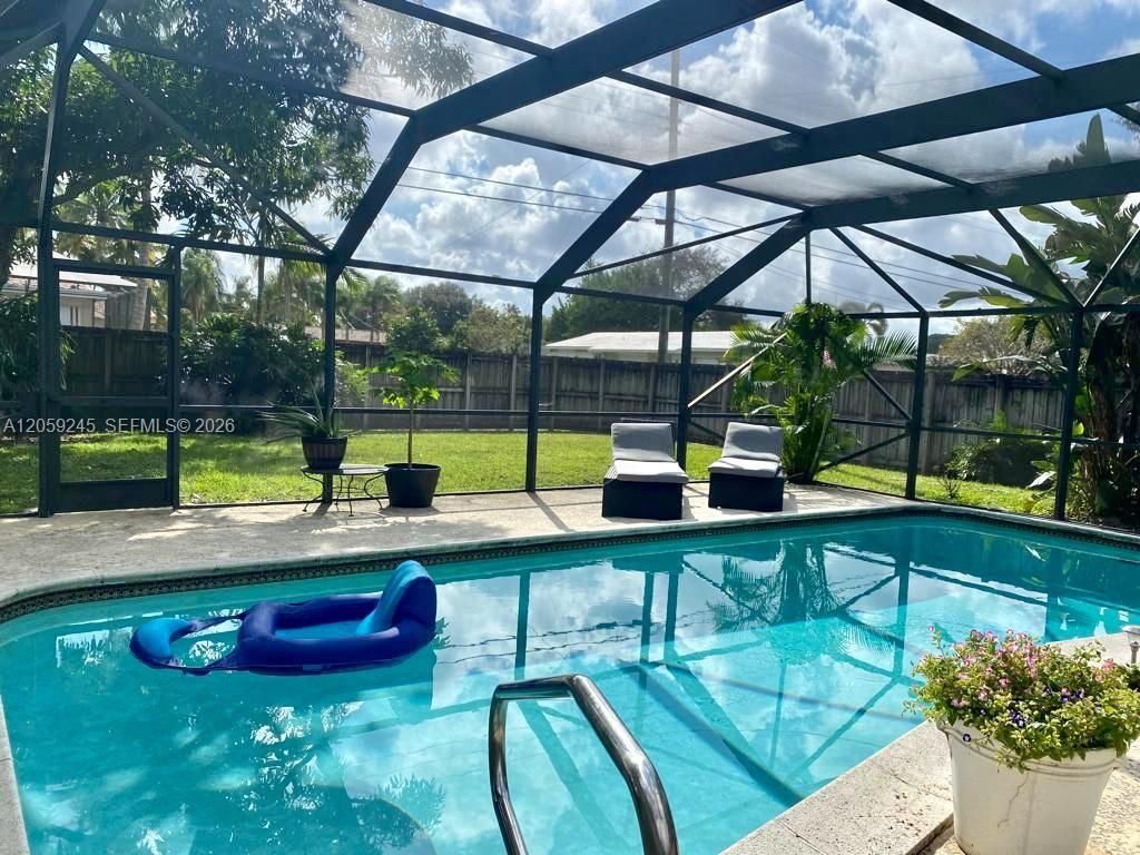 4116 Taft Street, Hollywood, FL 33021