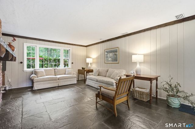 90 Stony Corners Circle, Avon, CT 06001